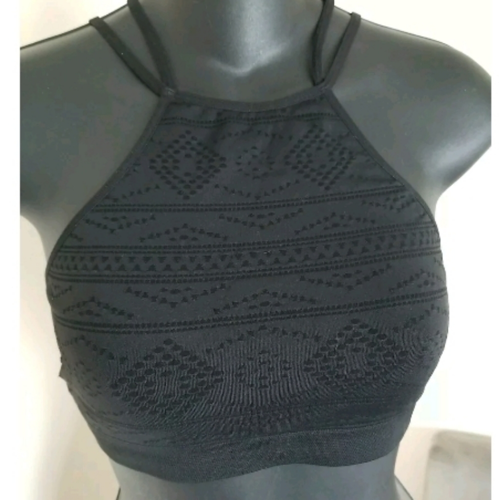 Victoria Secret Black Strappy Sports Bralette Halt